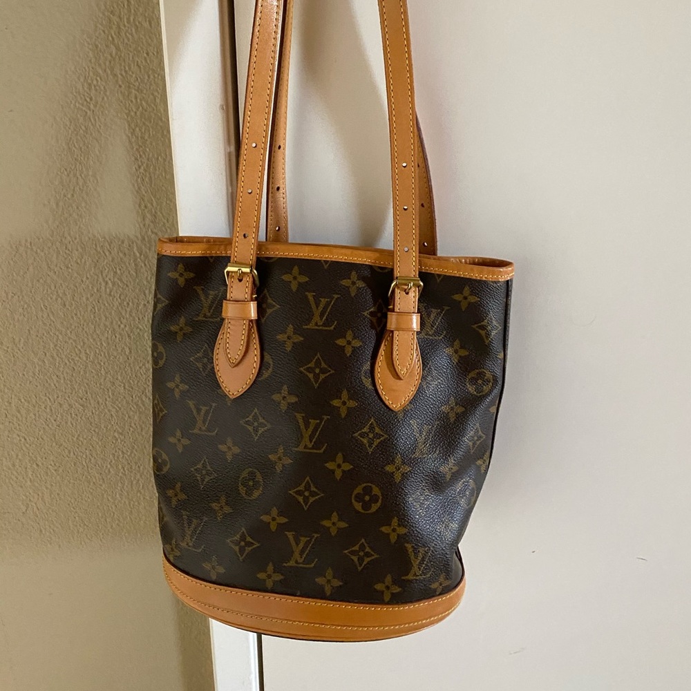 Louis Vuitton Monogram Petit Bucket Bag